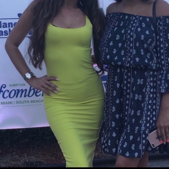 Forever 21 Green Bodycon Scoop Neck Dress - Picture 3 of 3